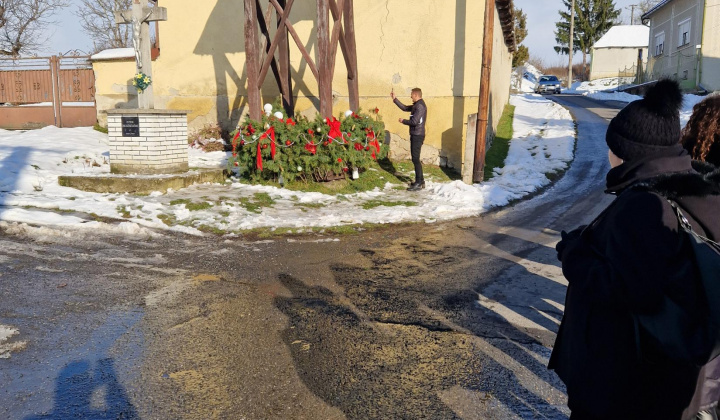 Zapálenie 1. adventnej sviečky 