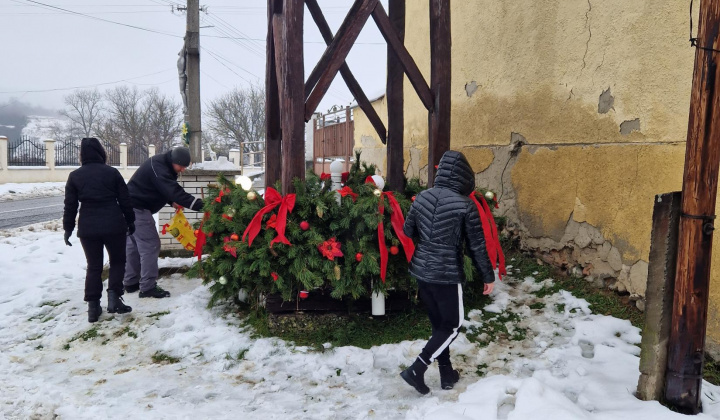 Zapálenie 1. adventnej sviečky 